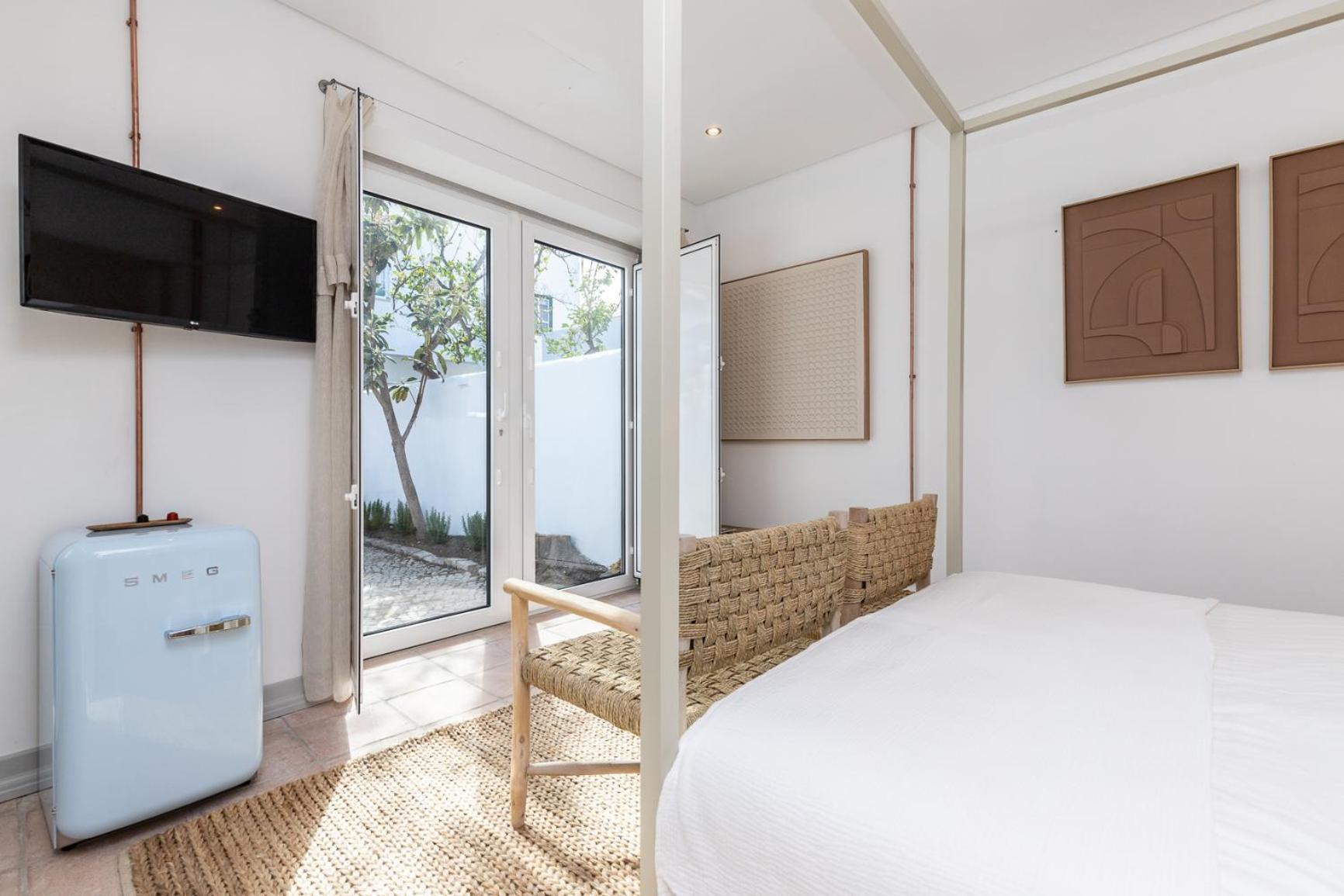Amalia Boutique Suites & Studios - By @ Rita'S Place District de District de Faro Extérieur photo